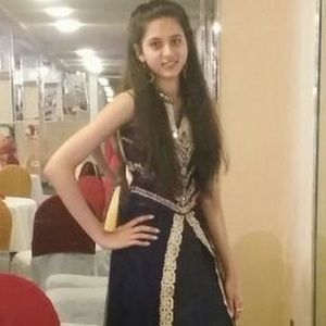 Meet your Posher, Devanshi